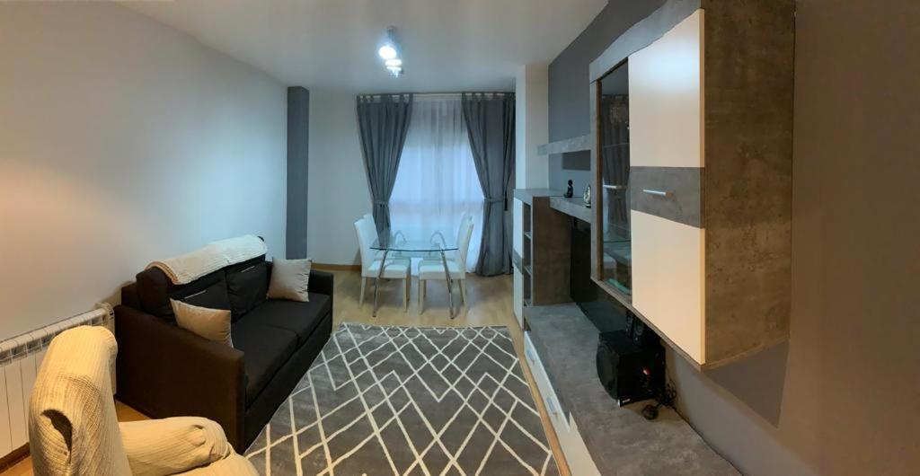 Apartamento Fele Con Garaje 费里楚萨 外观 照片